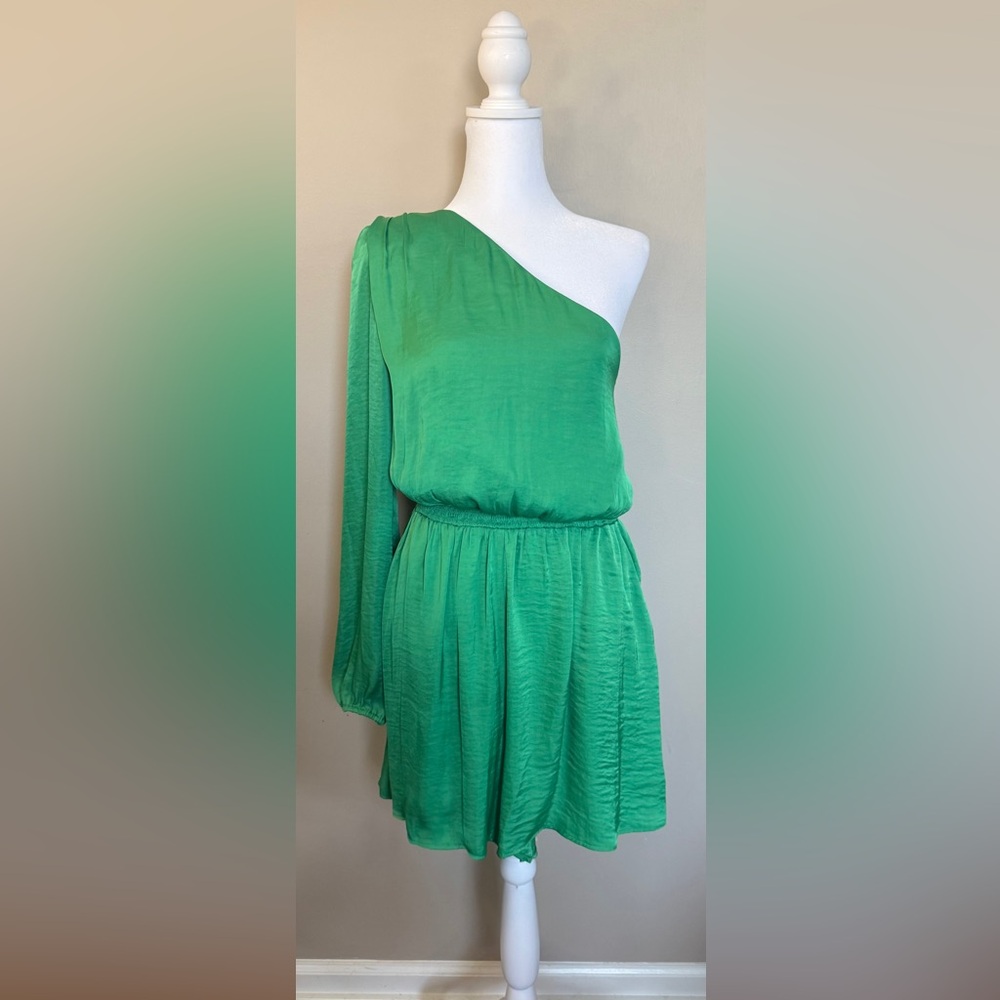 Steve Madden Emerald One-Shoulder Romper Shorts
